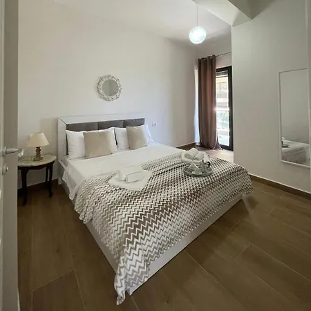 Family Apartment *